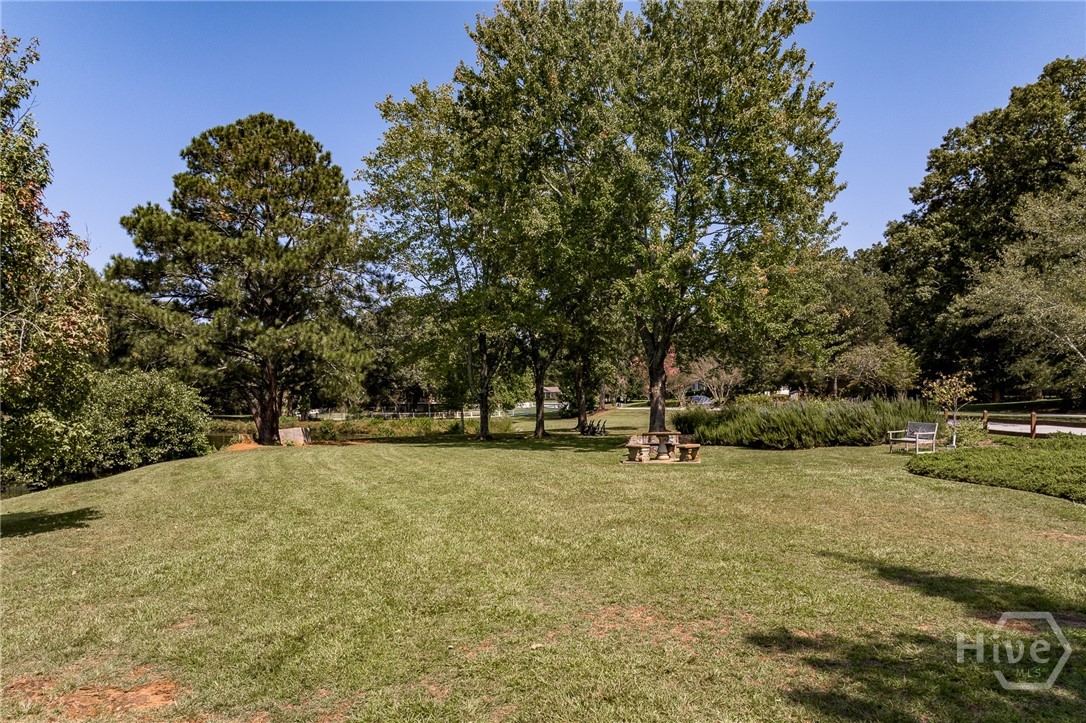 283 Lake Vista Way
