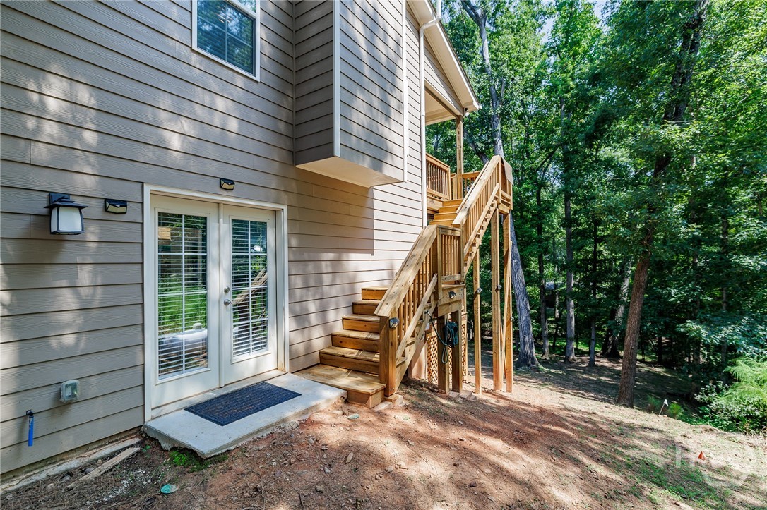 283 Lake Vista Way