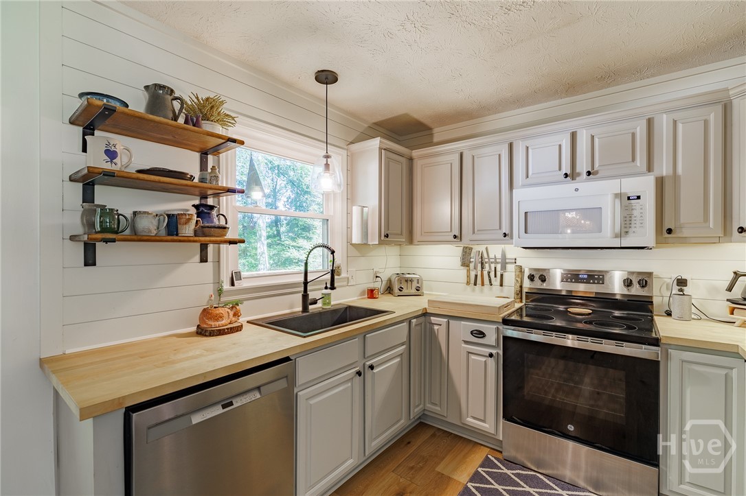 1850 Rays Church Road