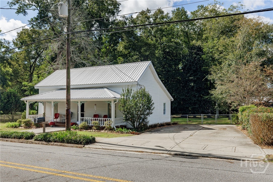 285 N Church Street