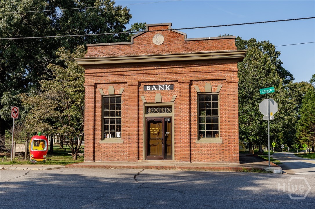 285 N Church Street
