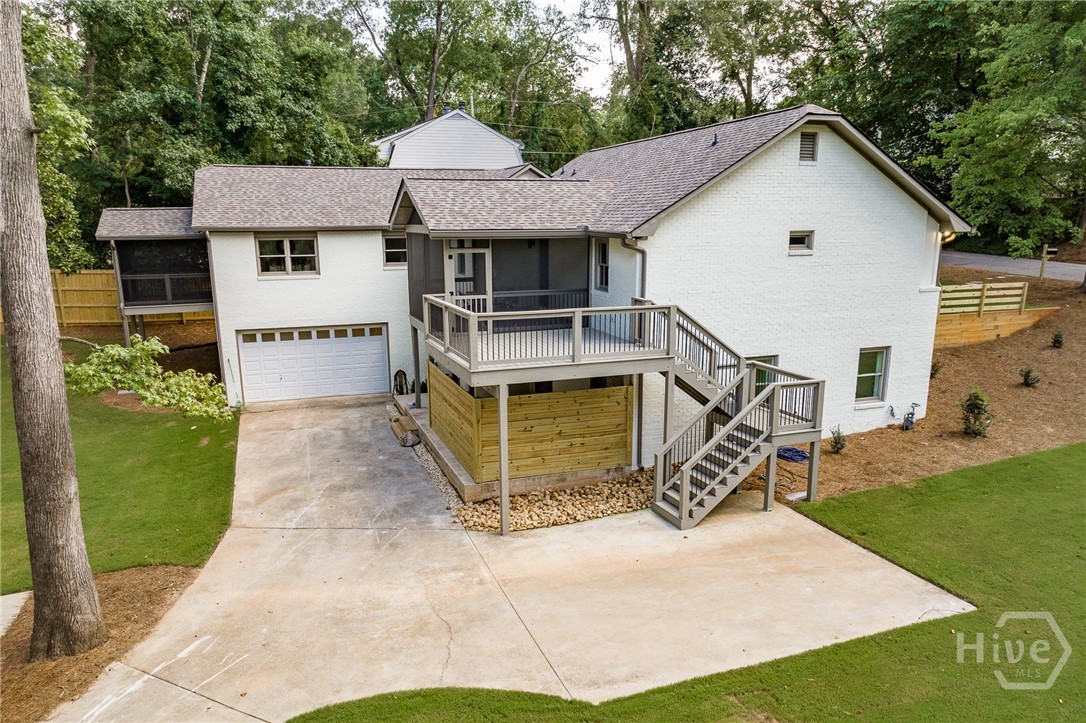 685 Pinecrest Drive