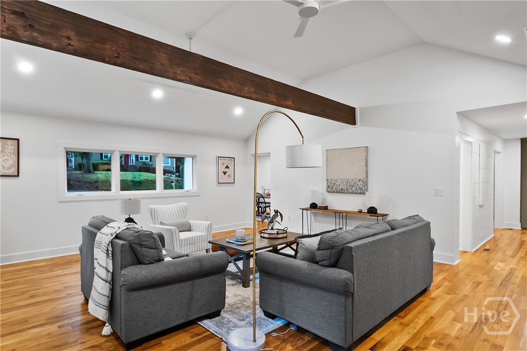 685 Pinecrest Drive