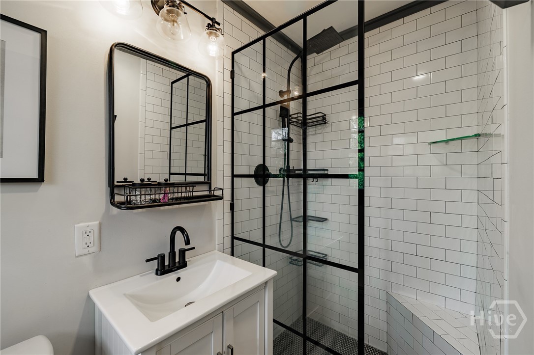 400 Greencrest Drive