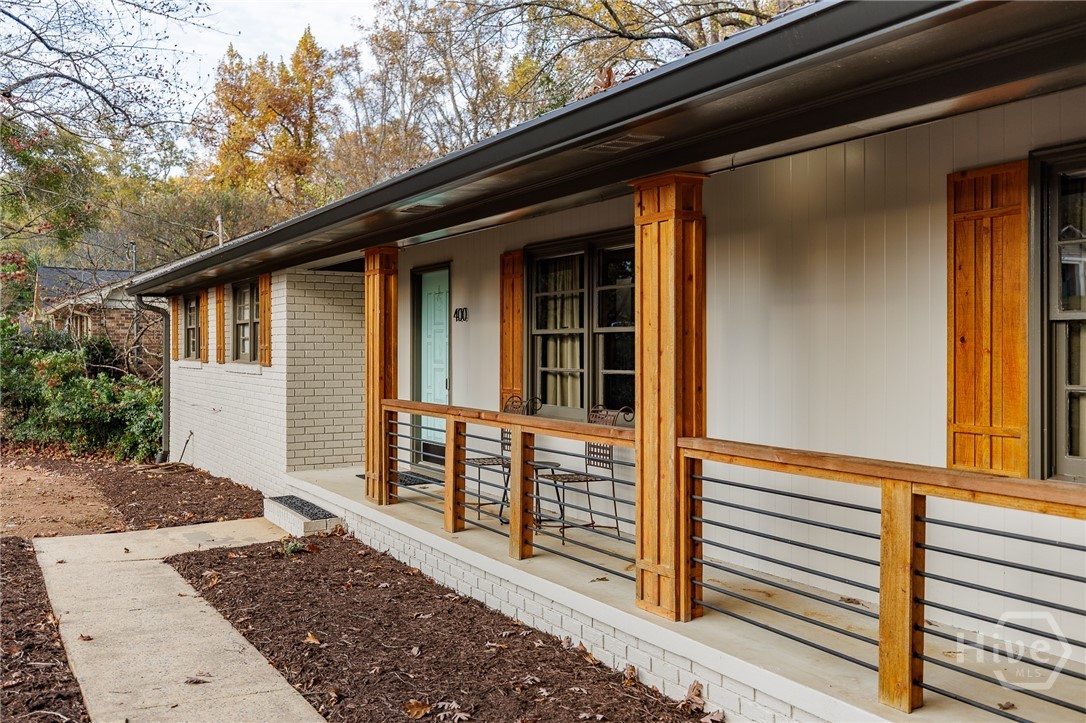 400 Greencrest Drive