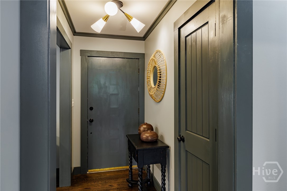 400 Greencrest Drive