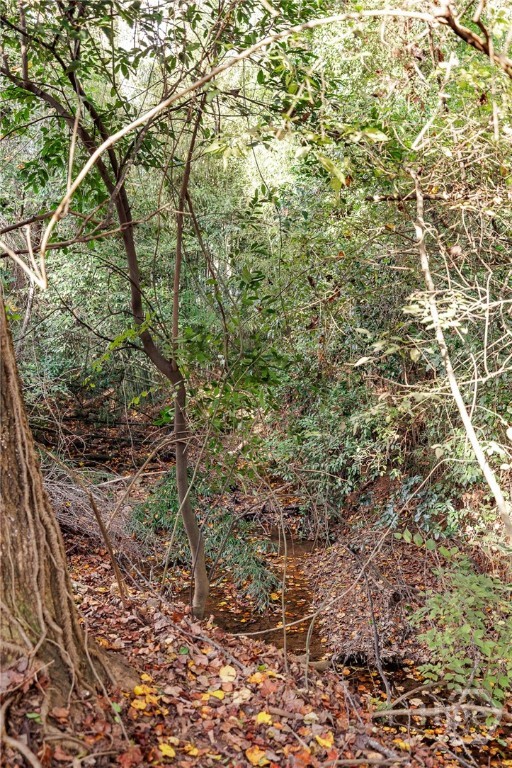 400 Greencrest Drive