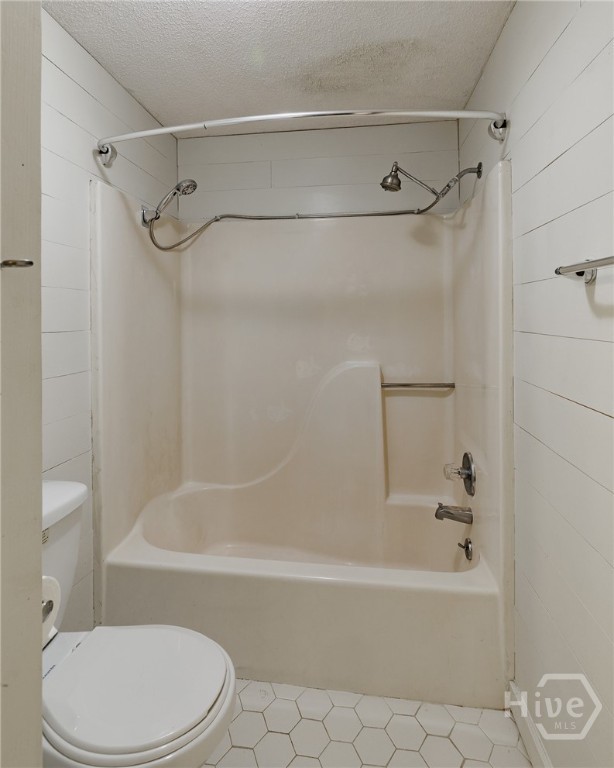 2505 W Broad Street 222