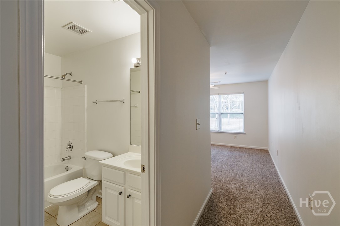 1035 Barnett Shoals Road 1010