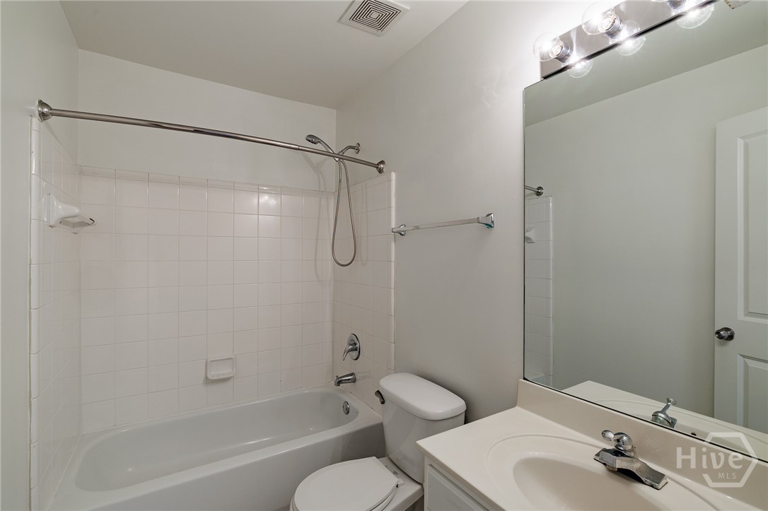 1035 Barnett Shoals Road 1010