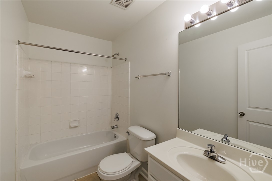 1035 Barnett Shoals Road 1010