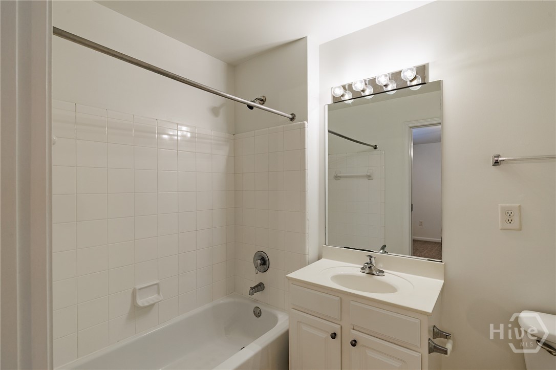 1035 Barnett Shoals Road 1010