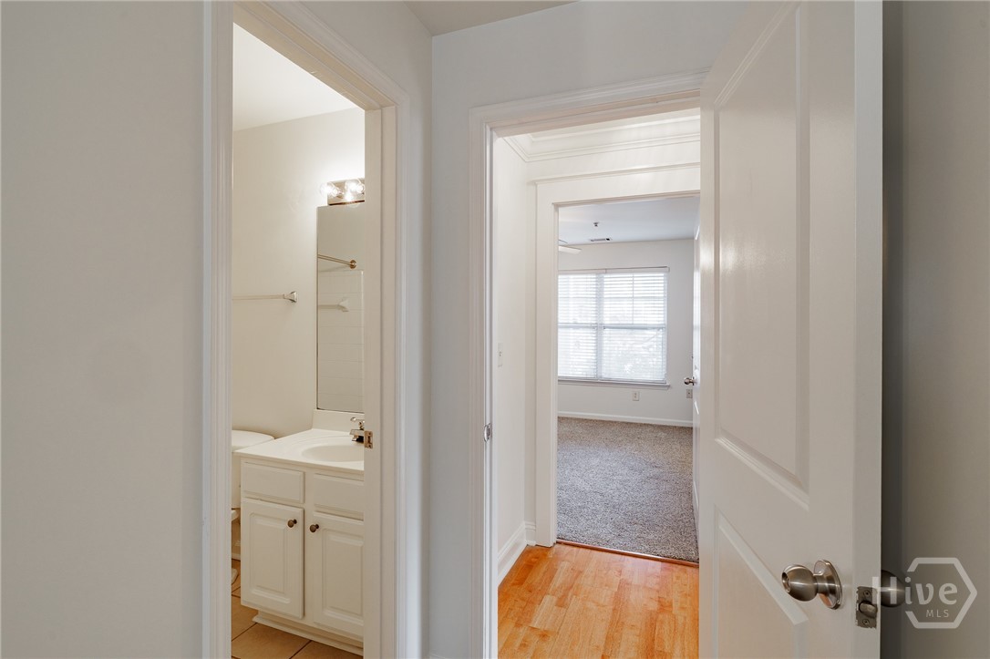 1035 Barnett Shoals Road 1010