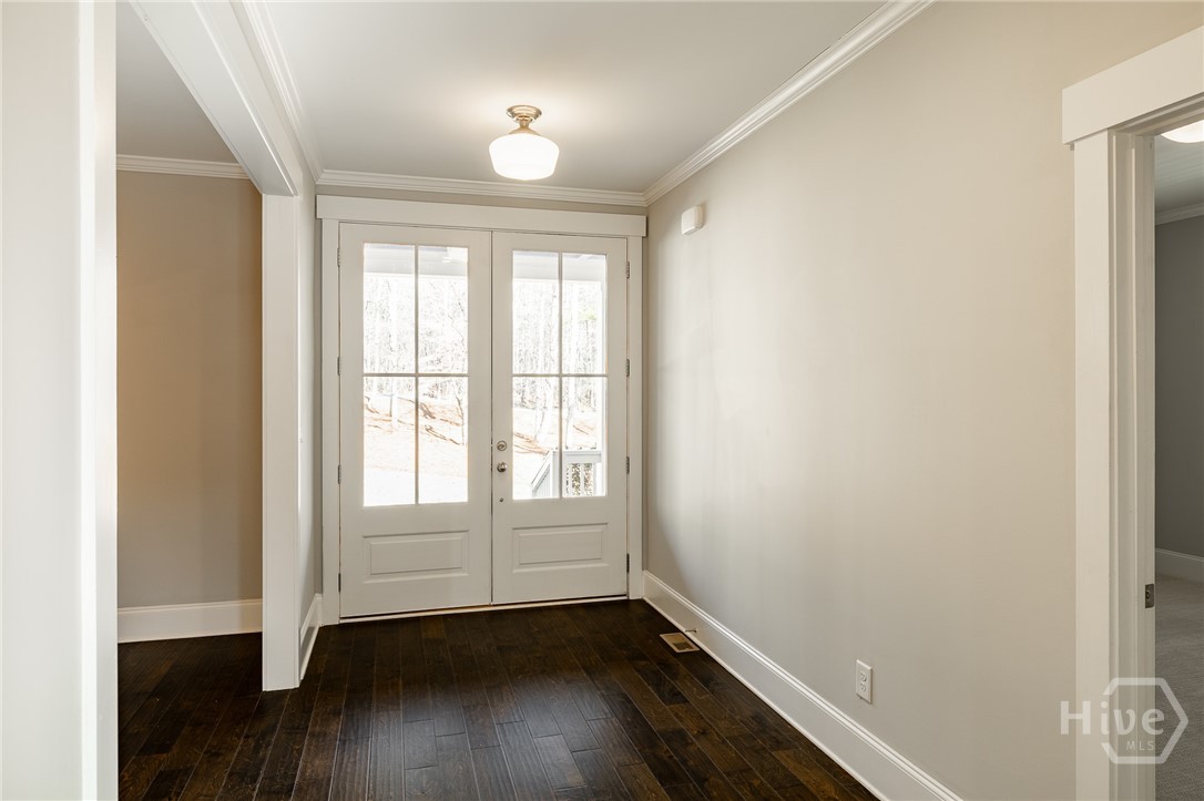 105 Inverness Road