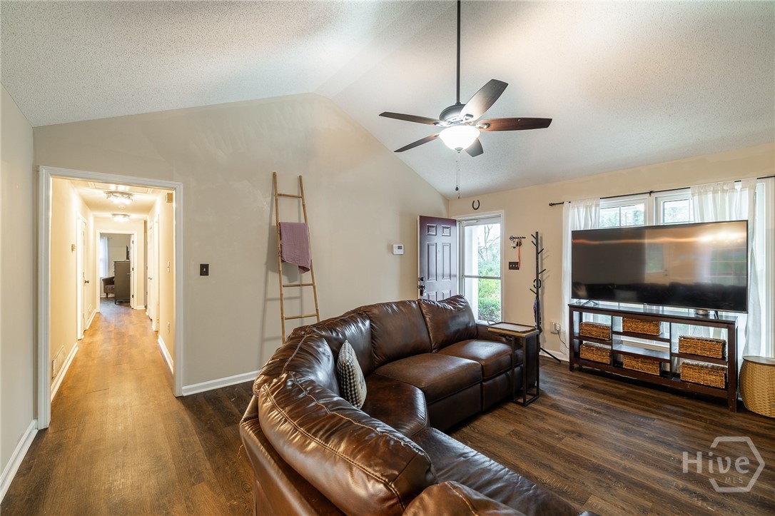 135 Pettit Lane
