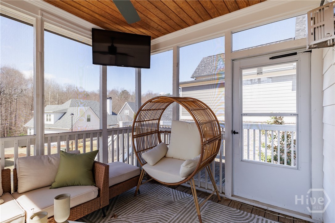 105 Red Bluff Drive