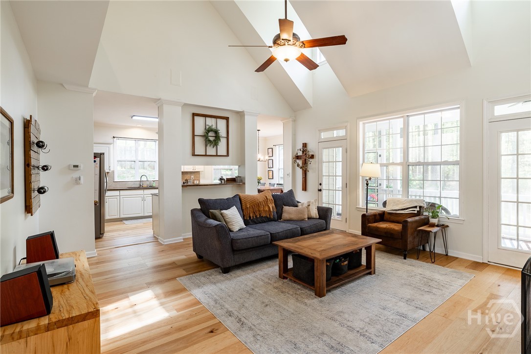 171 Rivercliff Drive