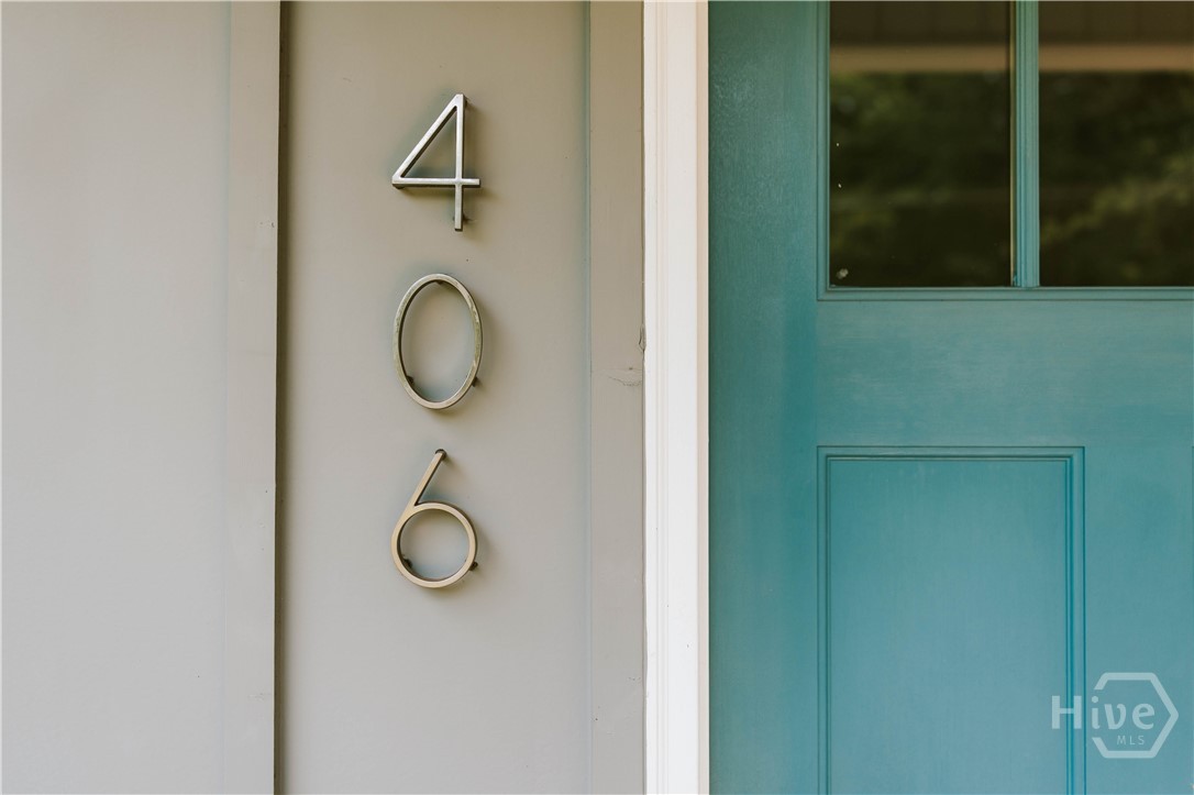 406 Sunset Drive