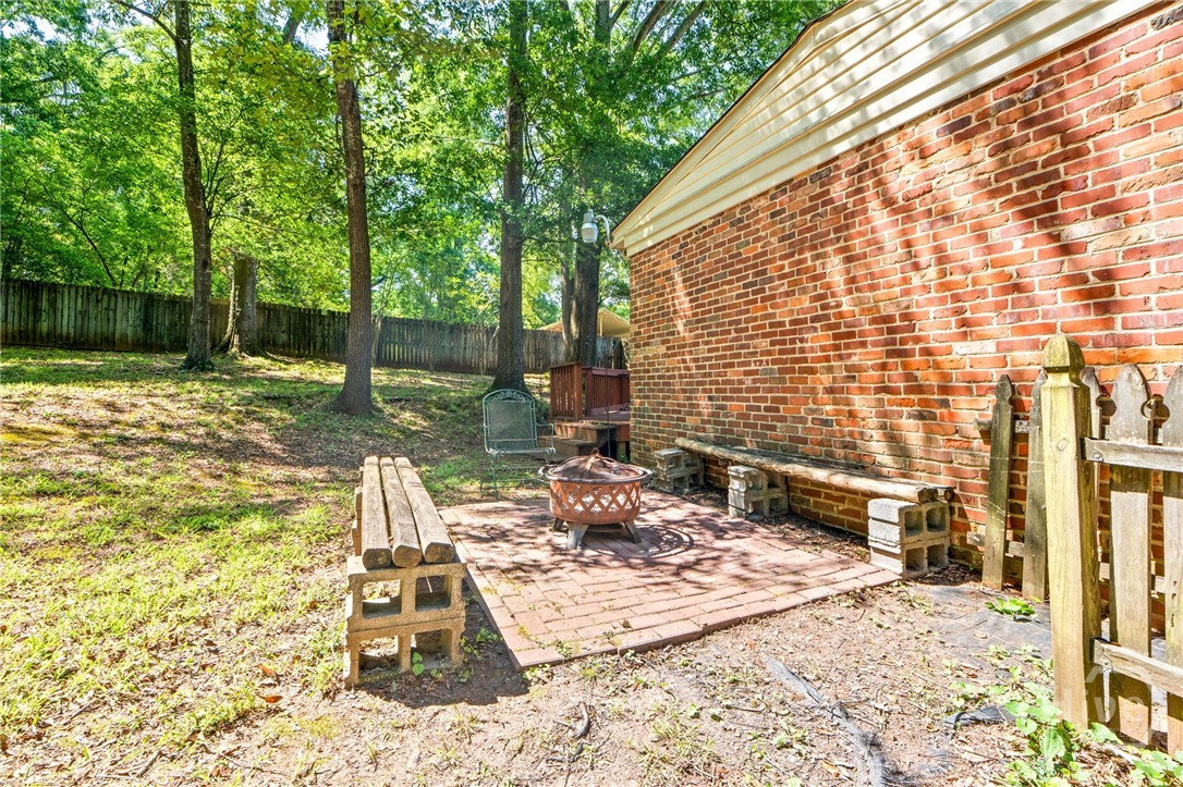 1009 College Station Road
