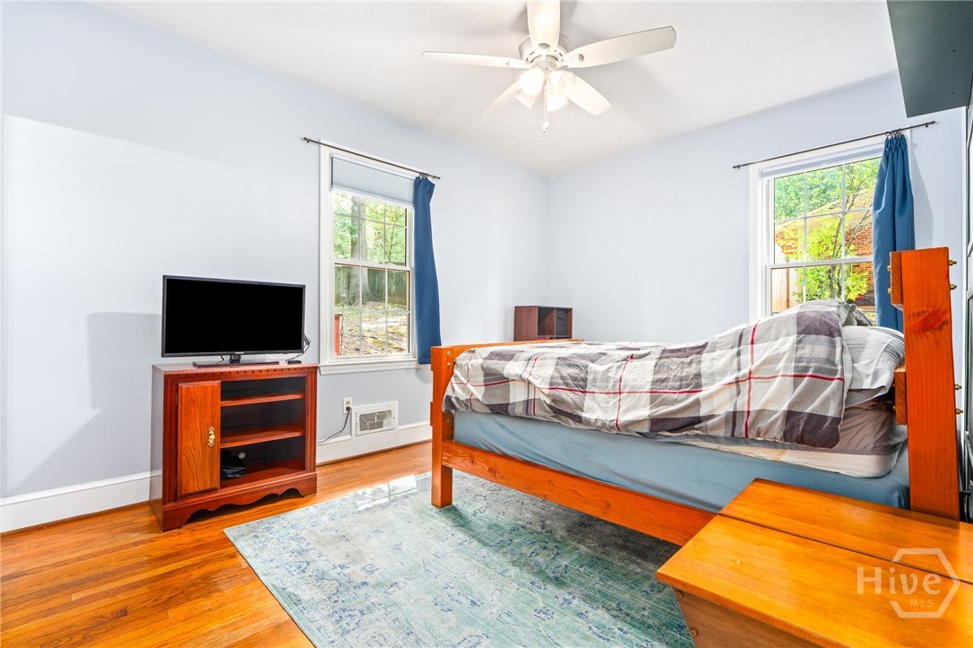 1009 College Station Road