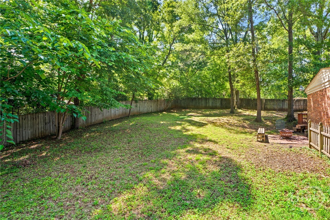 1009 College Station Road