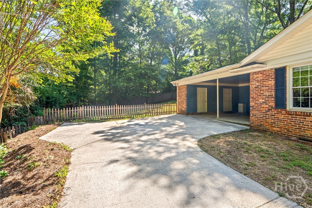 1009 College Station Road