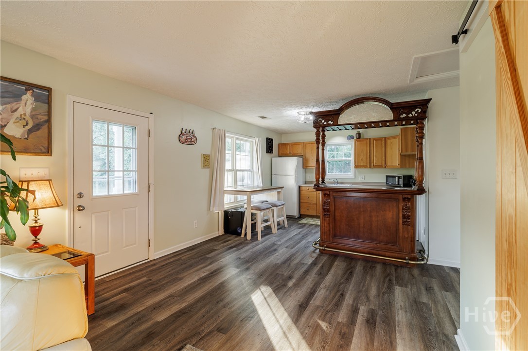 984 Arnoldsville Road
