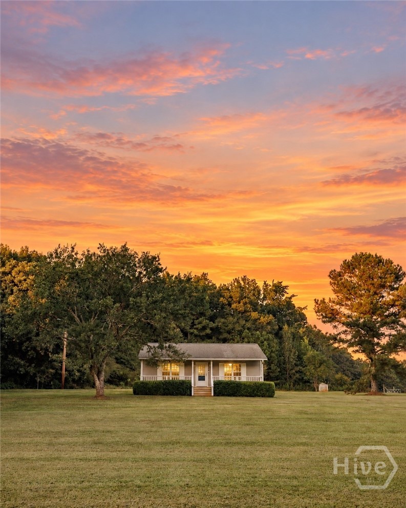 984 Arnoldsville Road