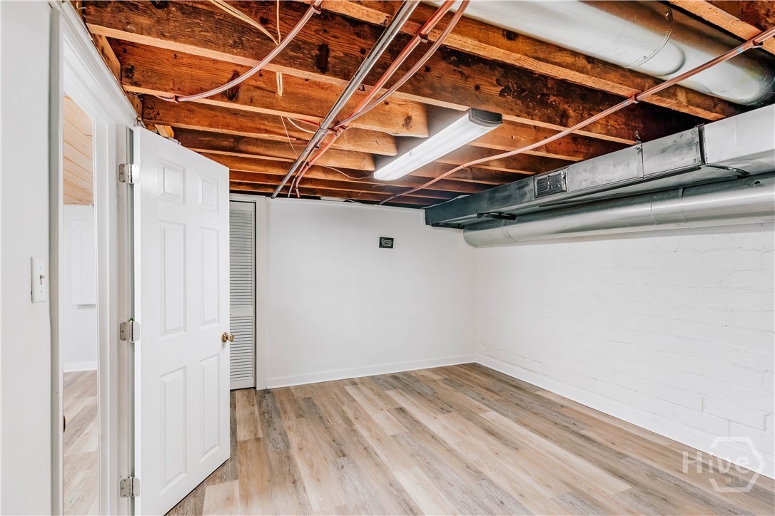 345 Jefferson River Road