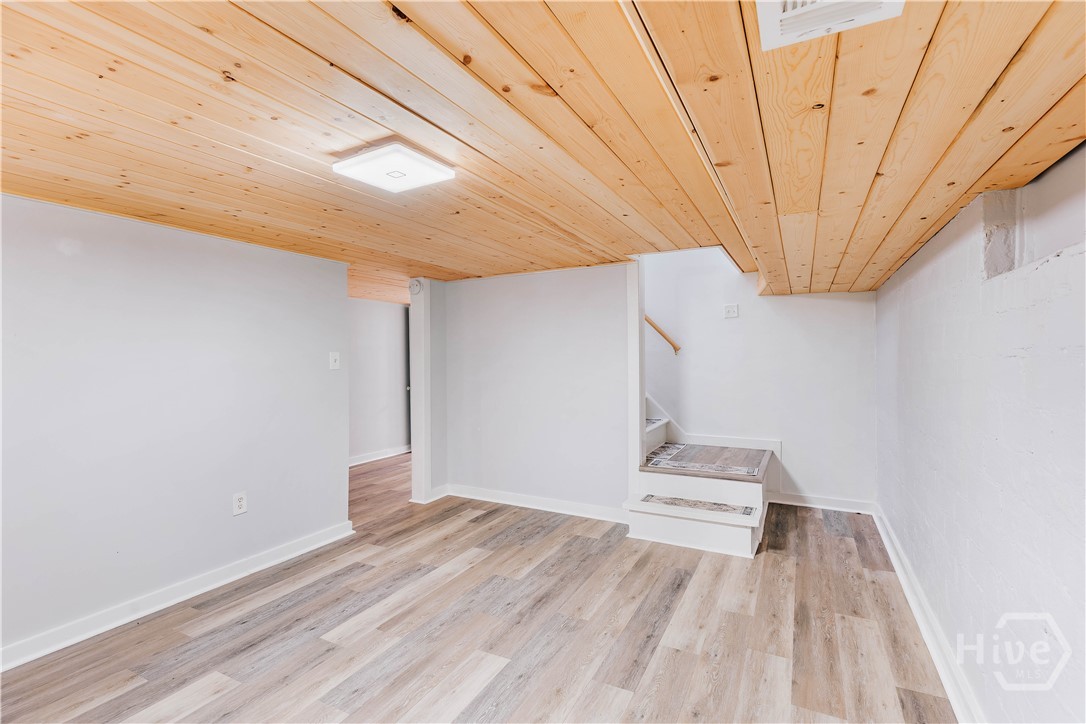 345 Jefferson River Road