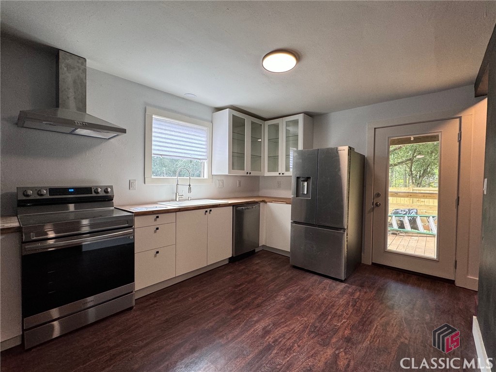 125 Ambler Road