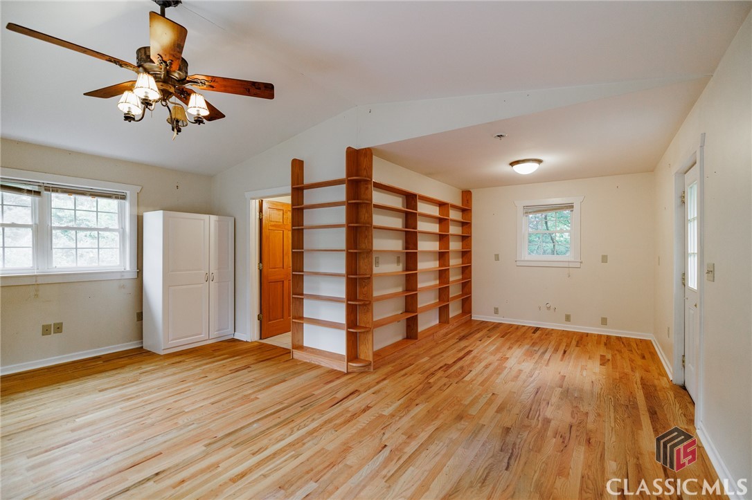 480 Stanton