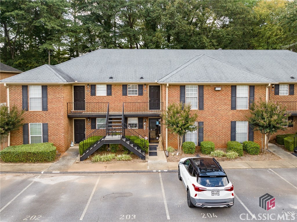 1688 Prince Avenue 203