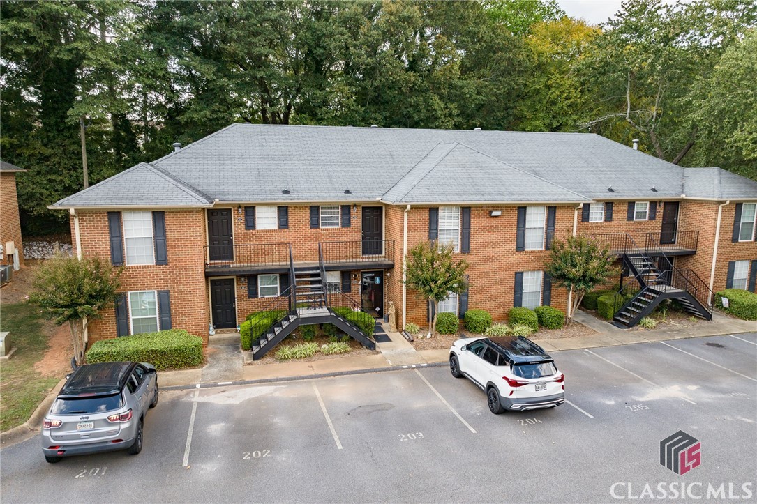 1688 Prince Avenue 203