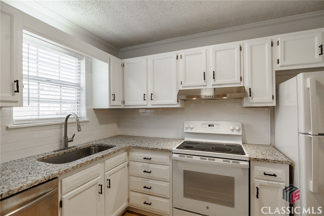 1688 Prince Avenue 203