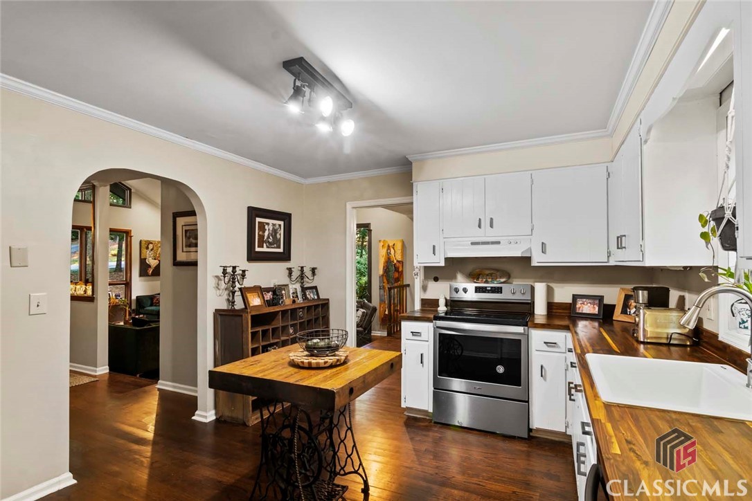 238 Moss Side Drive