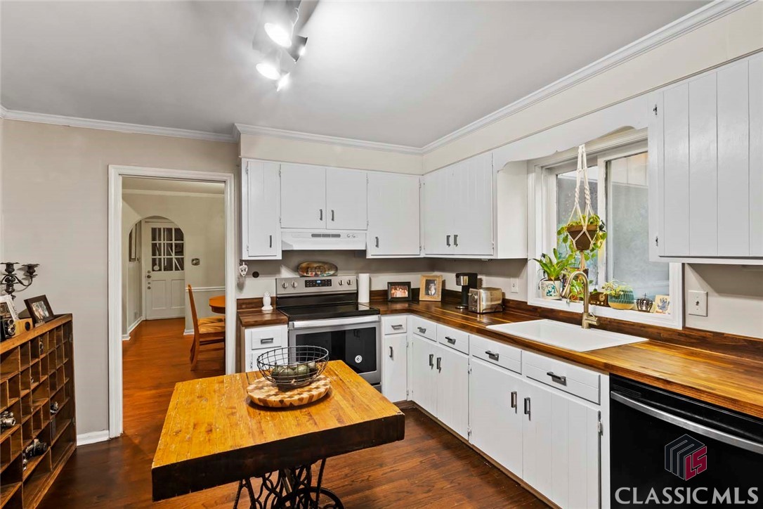 238 Moss Side Drive