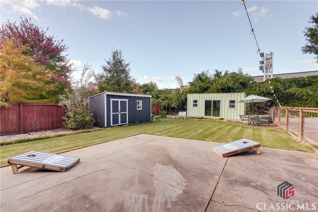 250 New Avenue