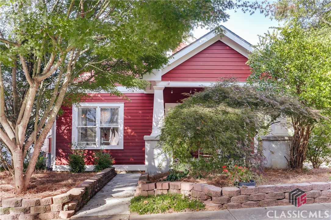 250 New Avenue