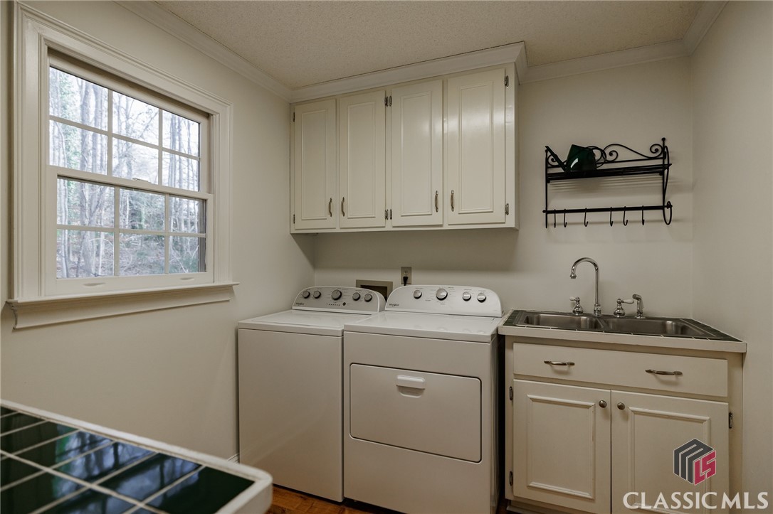 247 Ashbrook Drive