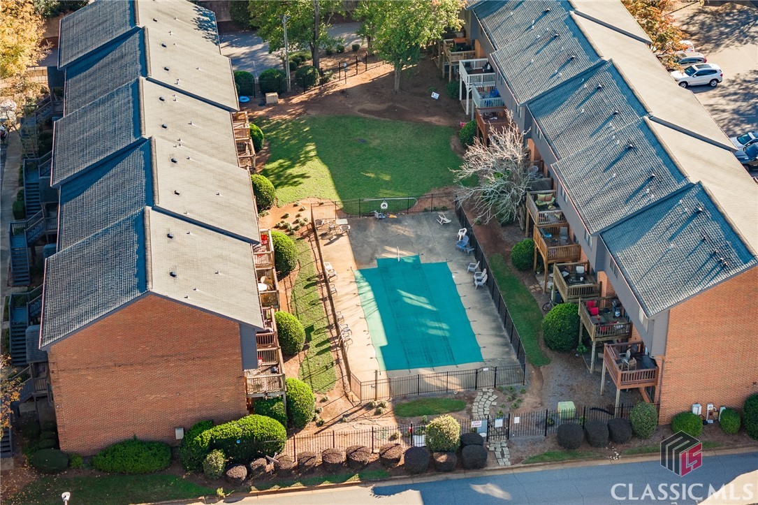 550 Dearing Street 33