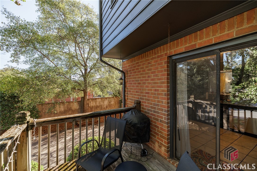 550 Dearing Street 33