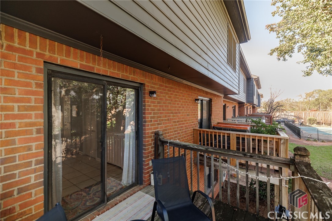 550 Dearing Street 33