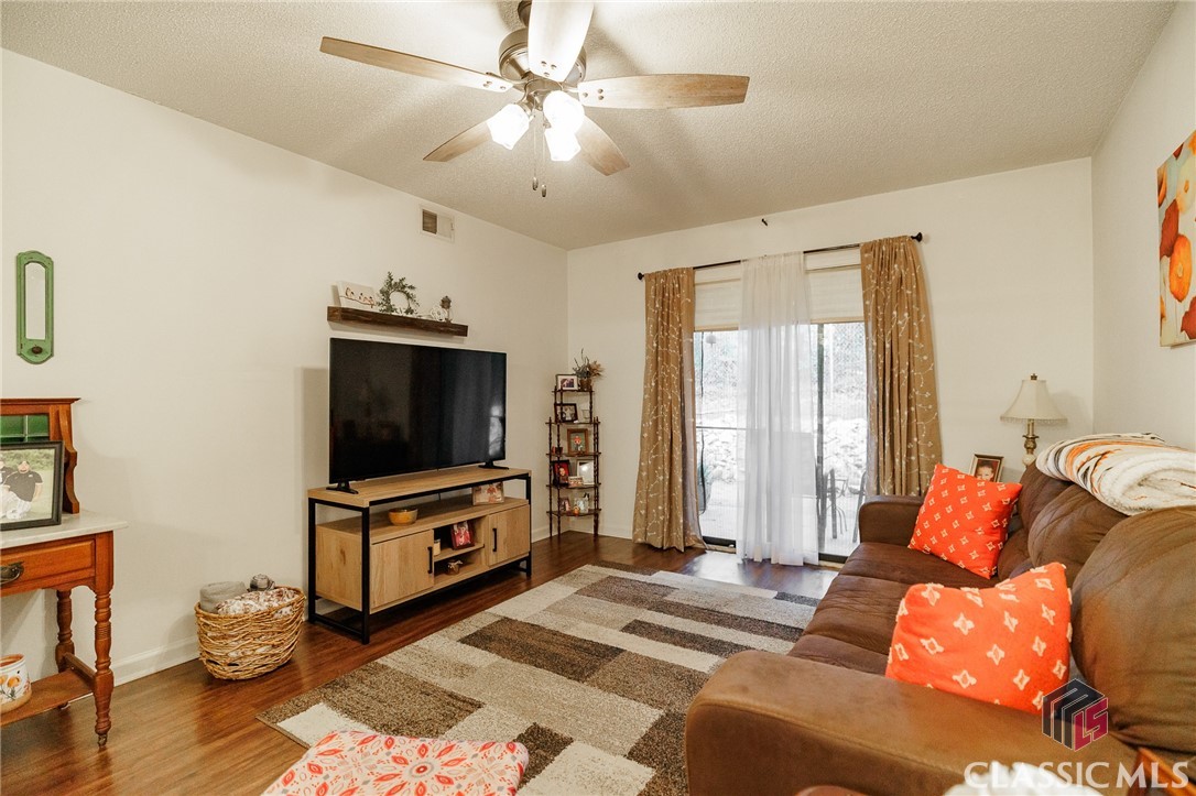 1688 Prince Avenue 106