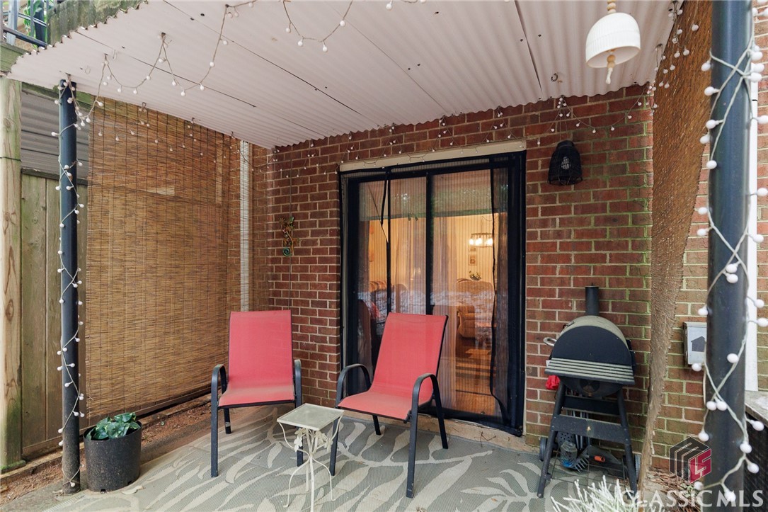 1688 Prince Avenue 106