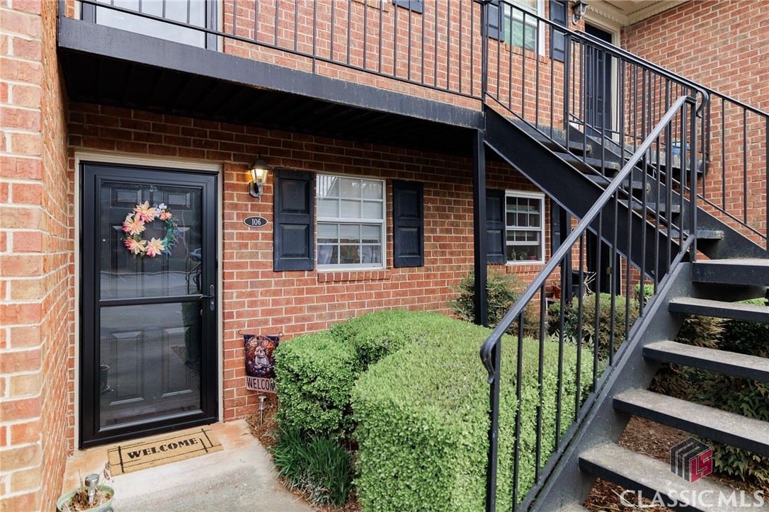 1688 Prince Avenue 106