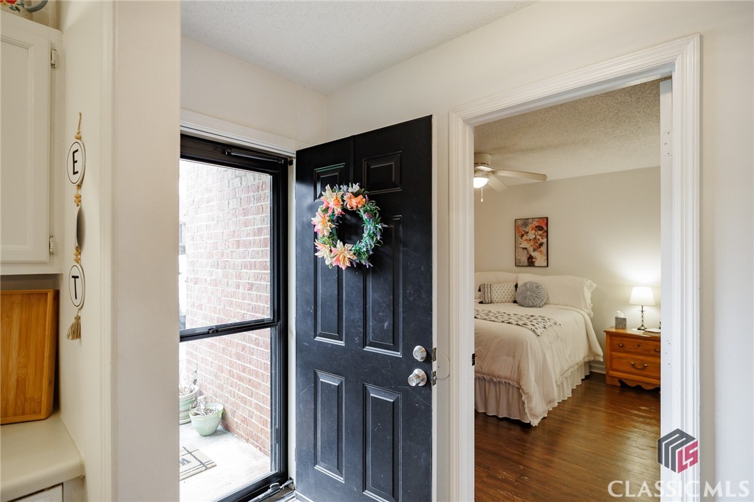 1688 Prince Avenue 106