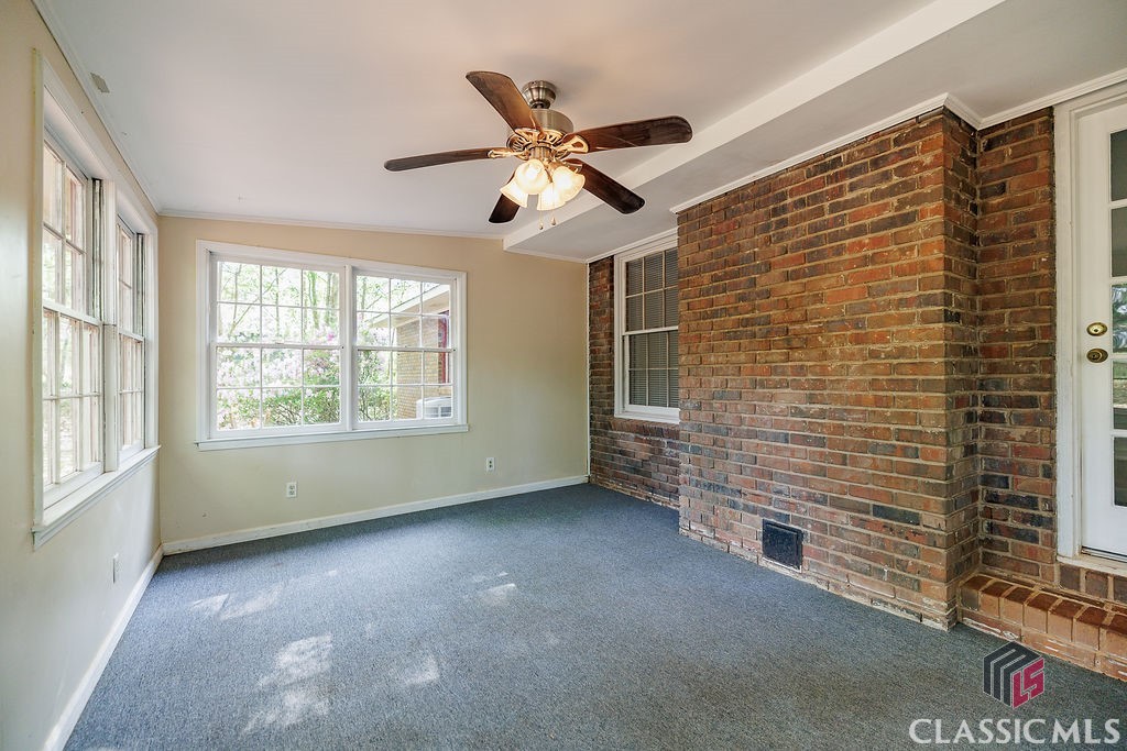 525 Caldwell Circle