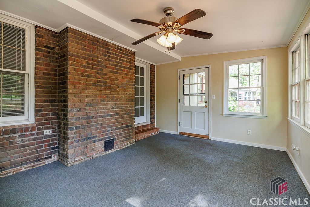 525 Caldwell Circle