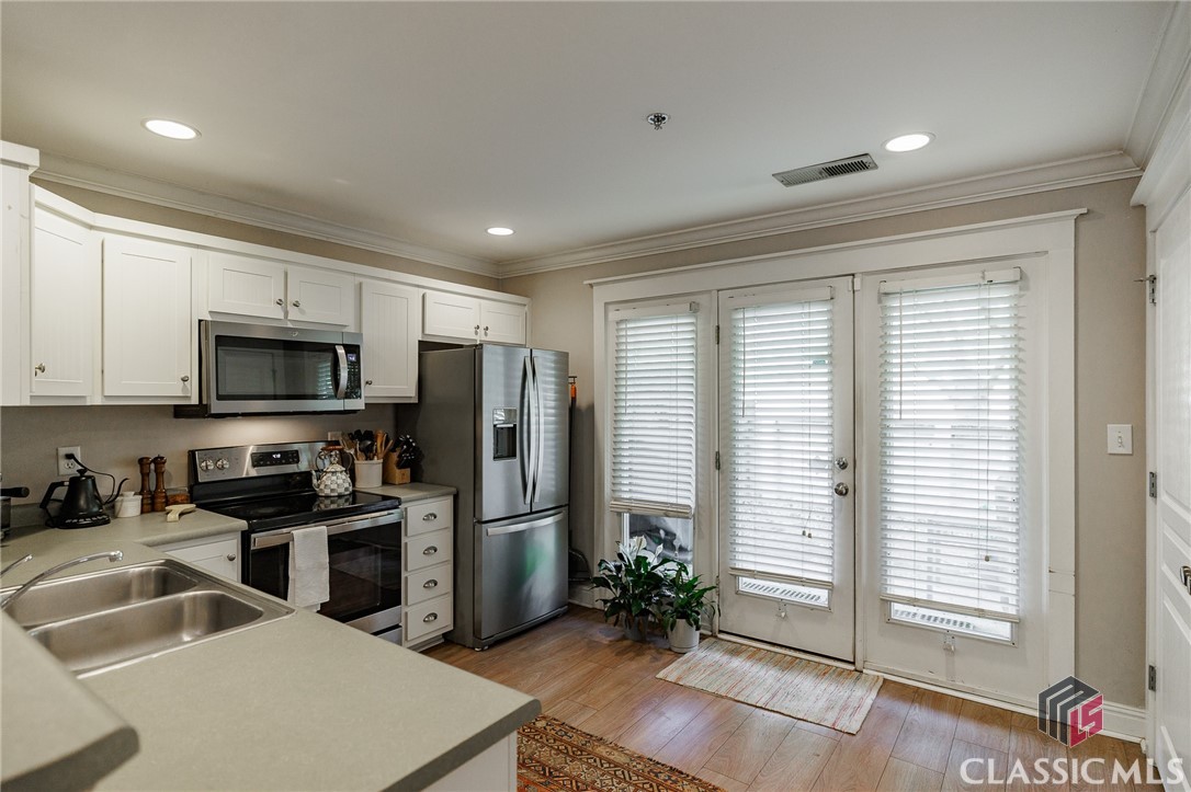 660 Barnett Shoals Road 110